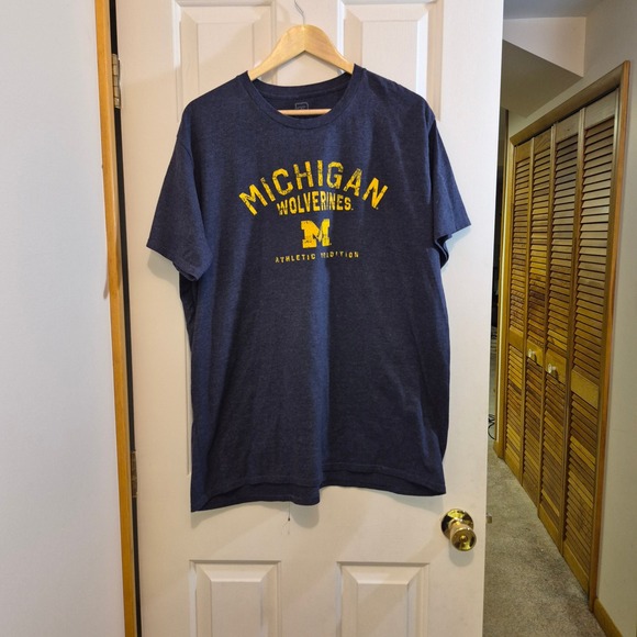 Pro Edge Other - Michigan Wolverines Mens 2XL Navy Blue Heather T-Shirt ProEdge NCAA Athletic Tee